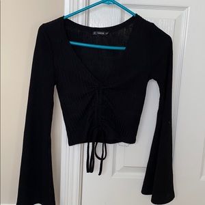 Black long sleep crop top